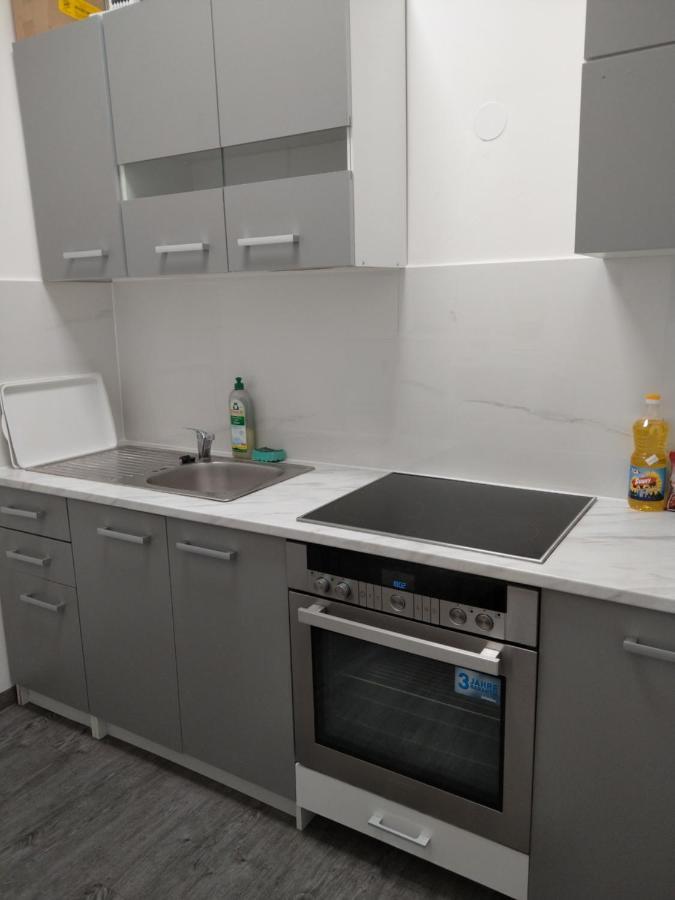 Silver Dream Apartmanhaz เดเบรตเซน ภายนอก รูปภาพ