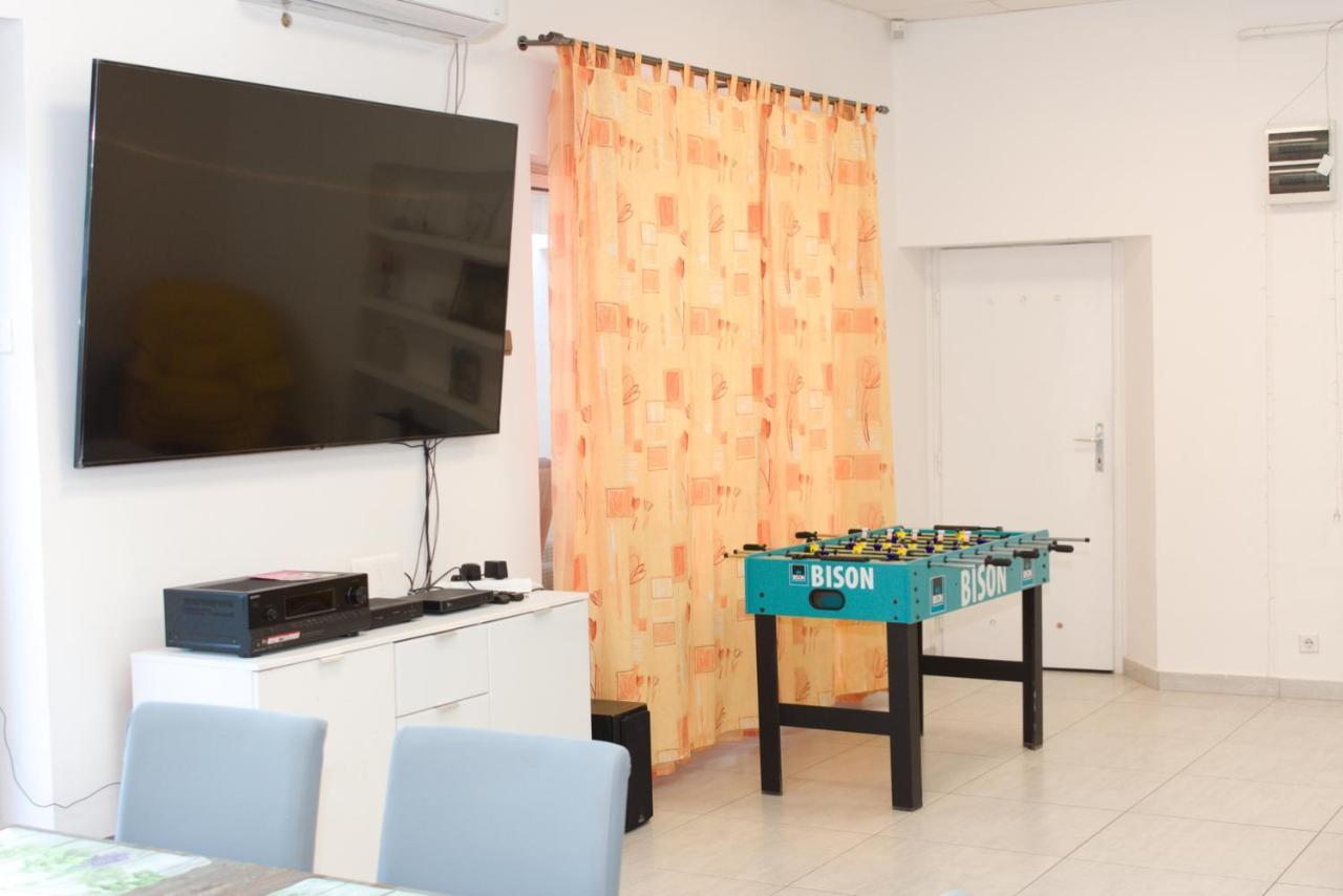 Silver Dream Apartmanhaz เดเบรตเซน ภายนอก รูปภาพ