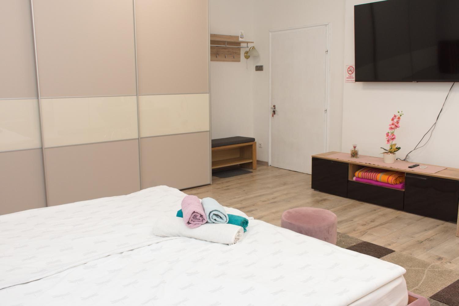 Silver Dream Apartmanhaz เดเบรตเซน ภายนอก รูปภาพ